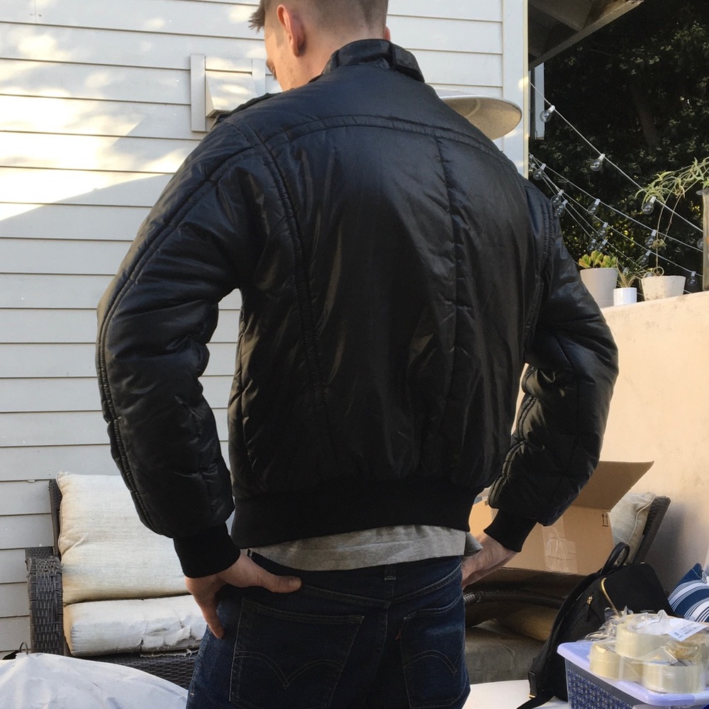 Euc Vintage Upstream Champion Spark Plugs Coat (L) - image 5